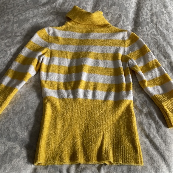 Bebe sweater - Picture 3 of 6